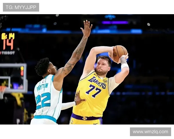 神仙对轰东契奇爆发詹皇创历史